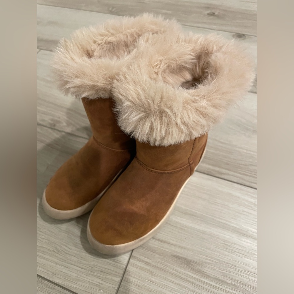 ZARA Kids Girl Fur Lined Brown Suede Ugg Style Ankle Boots EU28 (Toddler US 11)